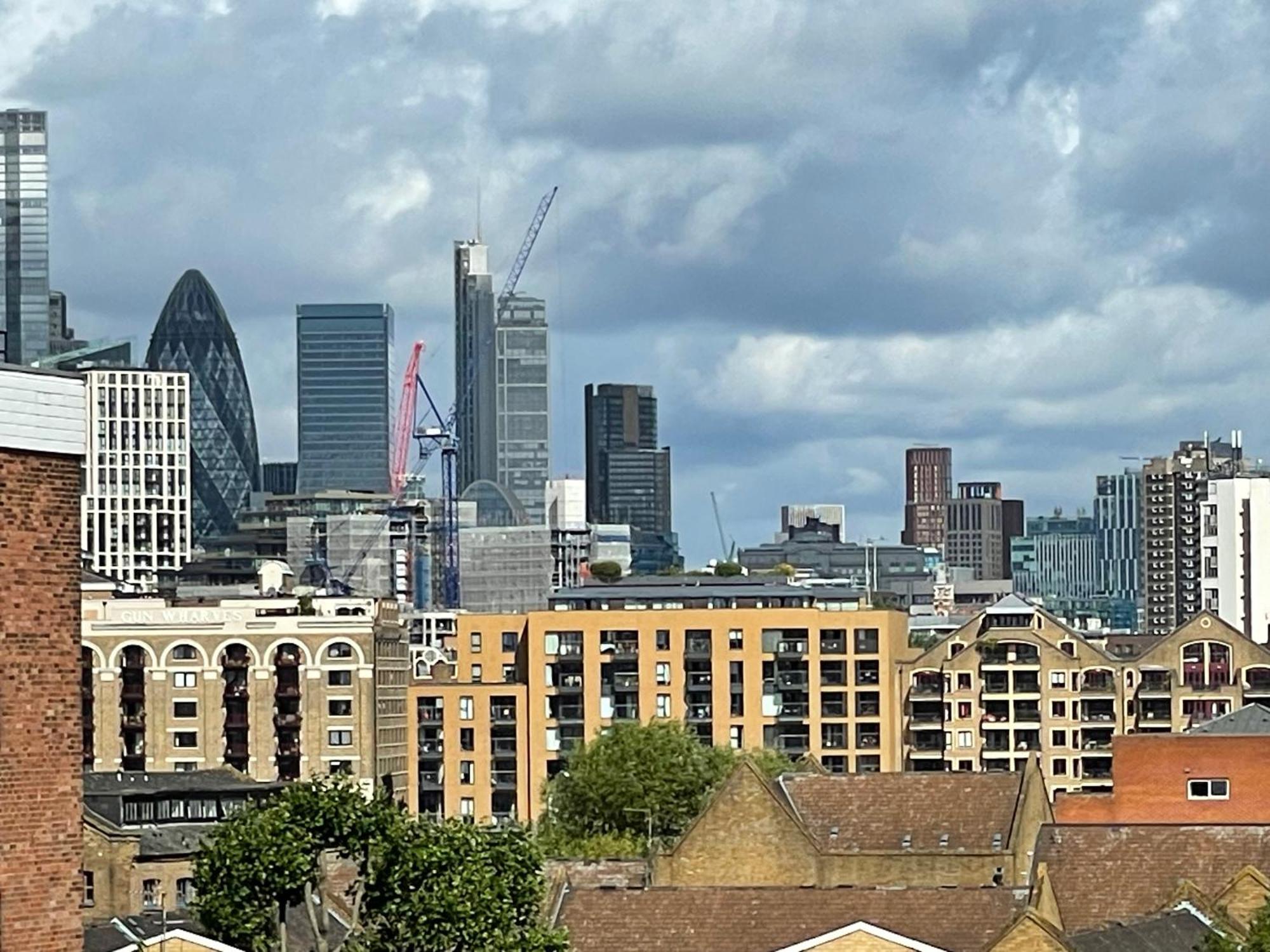 Appartamento 2 Bedrooms 2 Stations Londra
