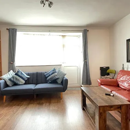 2 Bedrooms 2 Stations London Exterior photo