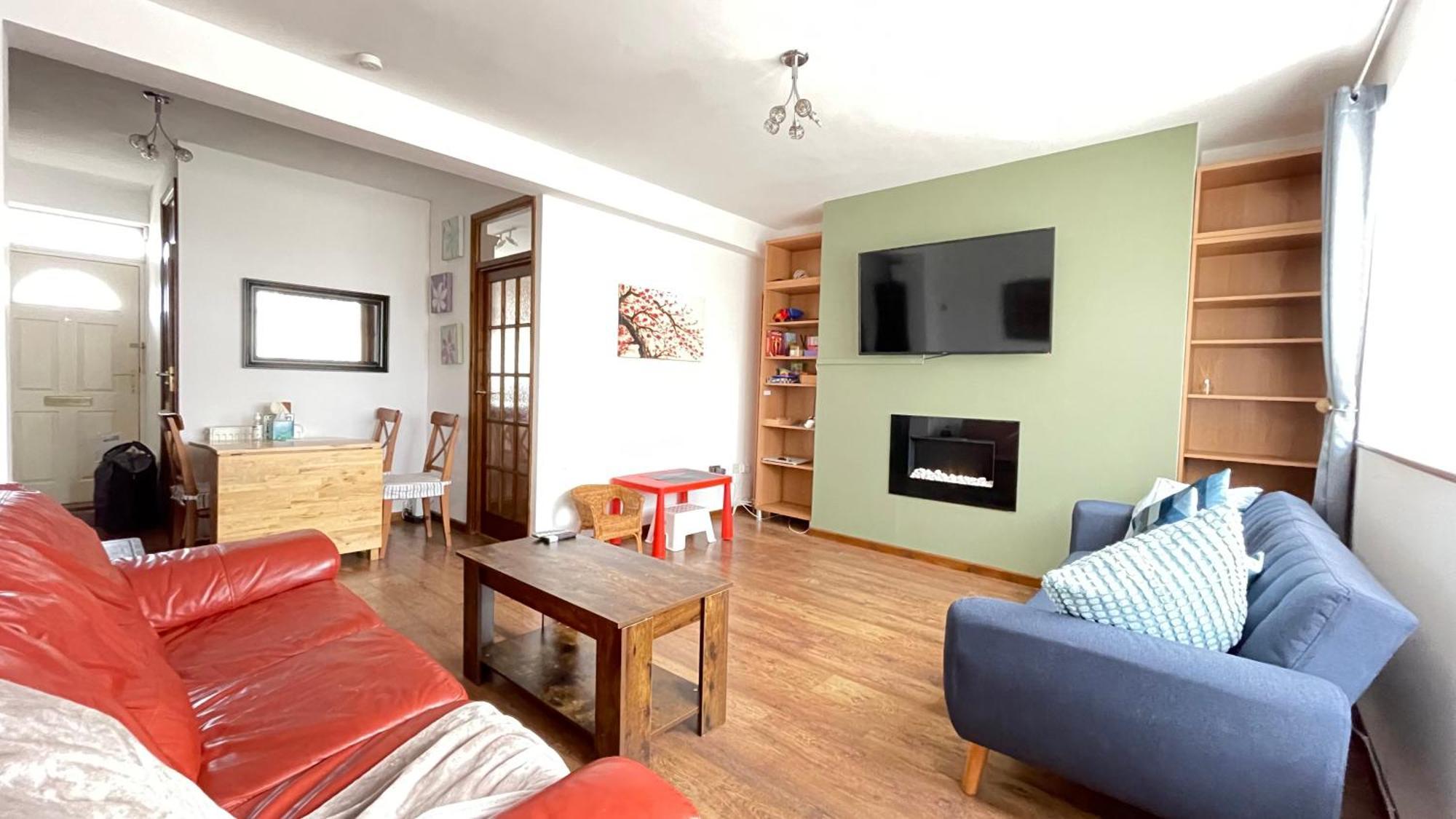 Apartment 2 Bedrooms 2 Stations *
