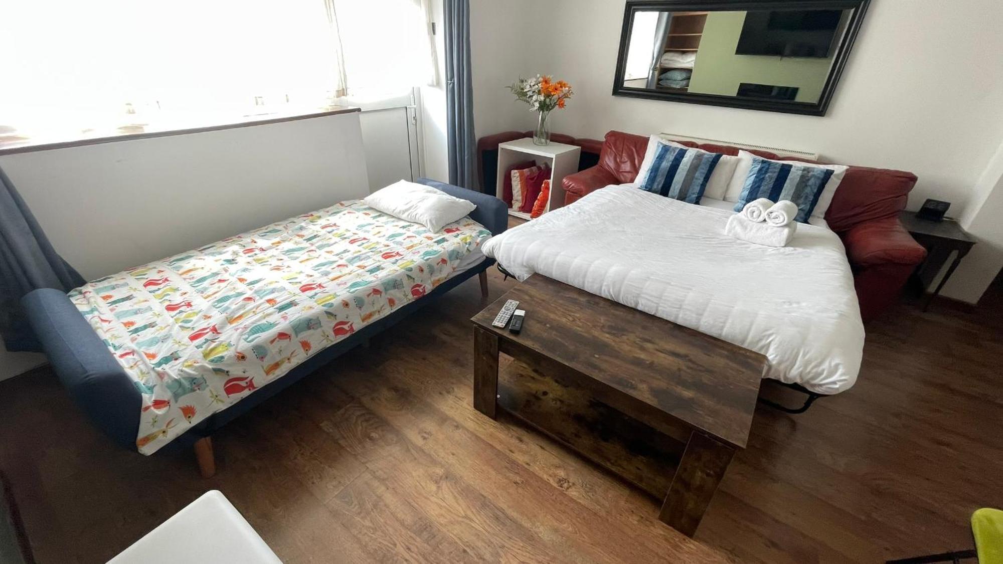 Apartment 2 Bedrooms 2 Stations *